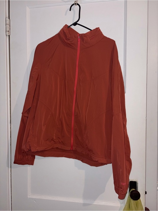 lululemon athletica Jackets & Blazers - NWOT Lululemon size 14 Lightweight Rust Red Windbreaker Jacket